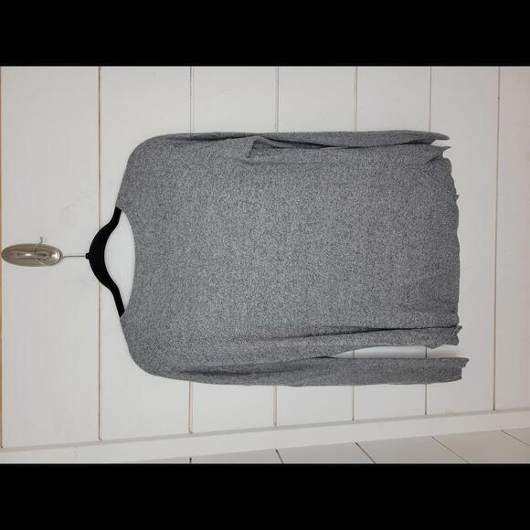 American Eagle Outfitters medium grey lightweight oversized sweater - Picture 2 of 3